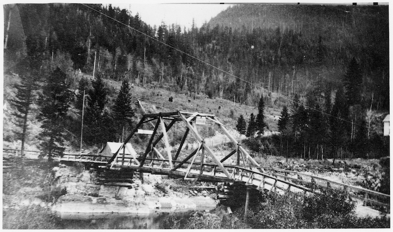 Glacier National Park, Original Belton Bridge